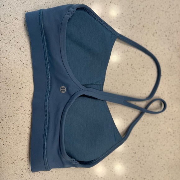 Lululemon Flow Y Bra Nulu Light Support A-C Cups - Picture 2 of 3